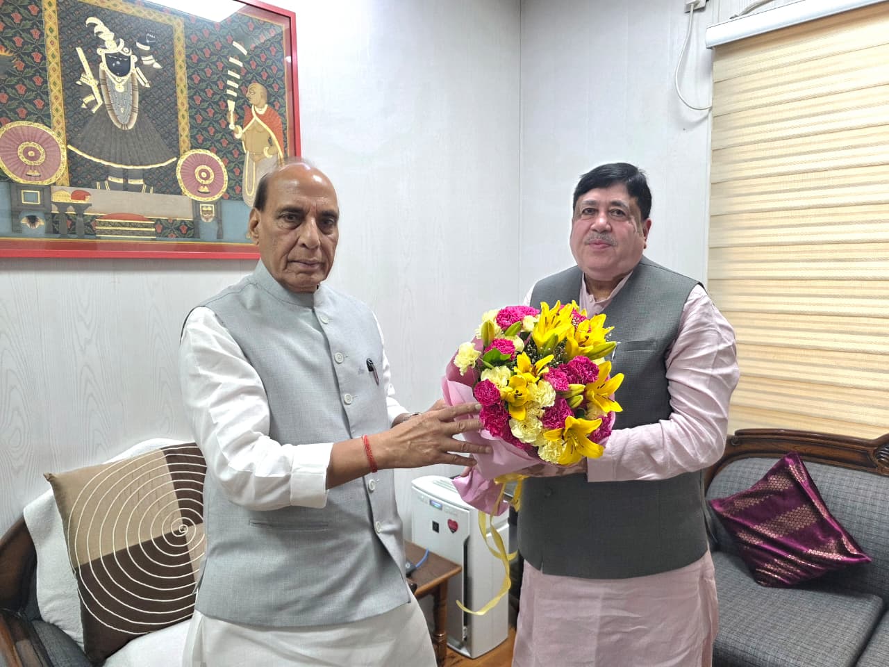 mr-rajnath-singh_2.jpeg